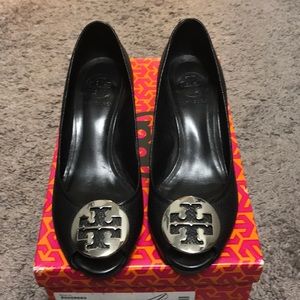TORY BURCH SALLY WEDGES